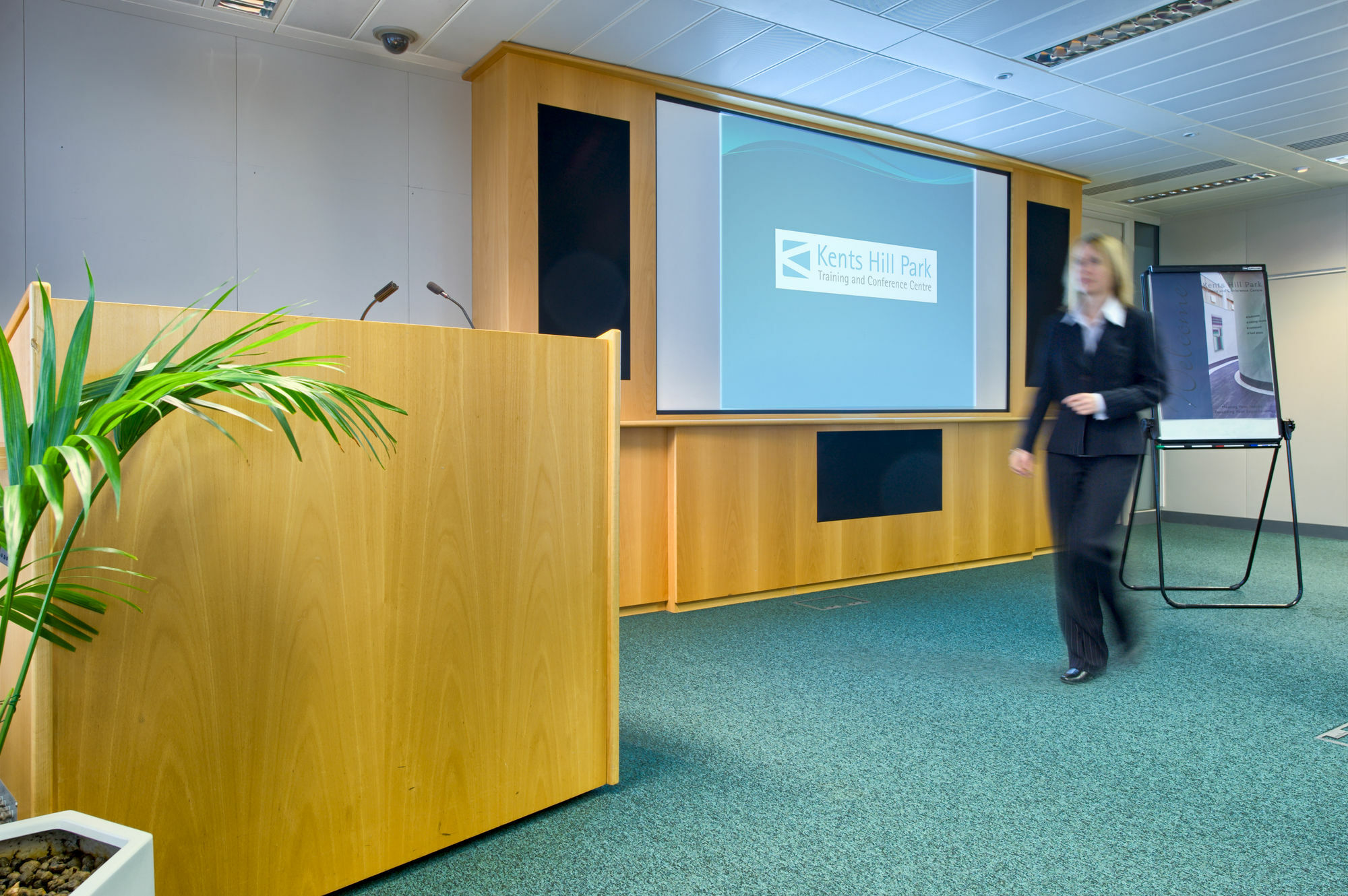 Kents Hill Park Training & Conference Centre Ξενοδοχείο Μίλτον Κέινς Εξωτερικό φωτογραφία