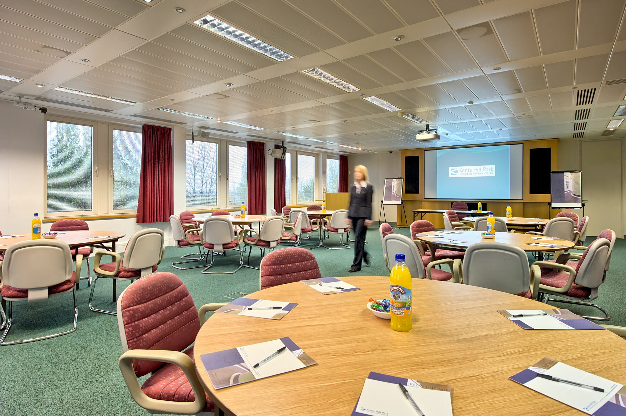 Kents Hill Park Training & Conference Centre Ξενοδοχείο Μίλτον Κέινς Εξωτερικό φωτογραφία